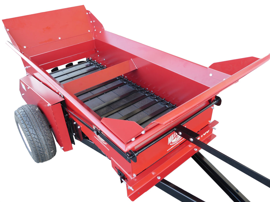 MillCreek Manufacturing 2100 Compact Turf Tiger Top Dresser 1500 lb Capacity / 1 Cubic Yard
