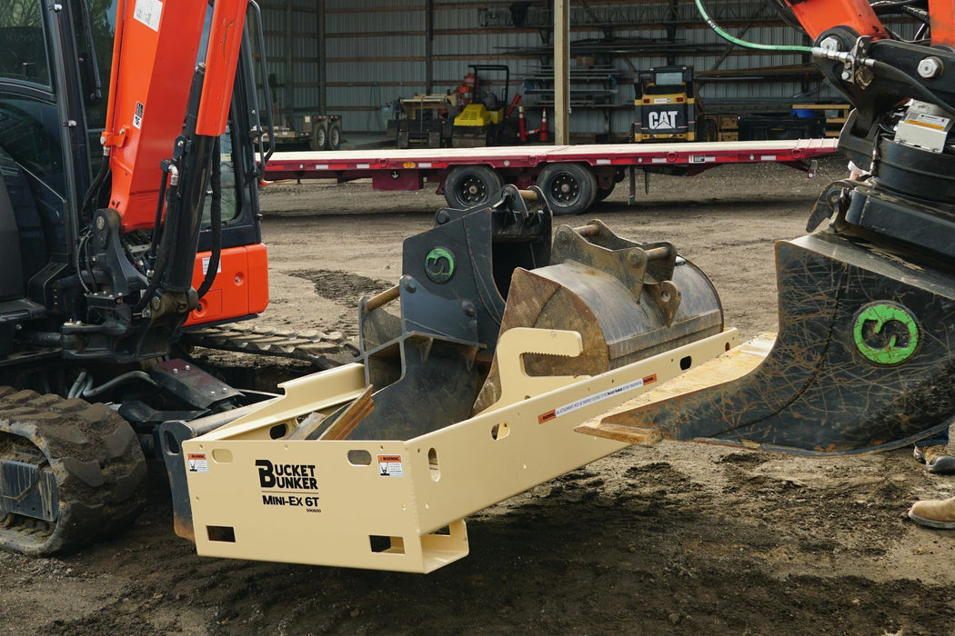 Bucket Bunker Mini-EX 6T Attachment Rack