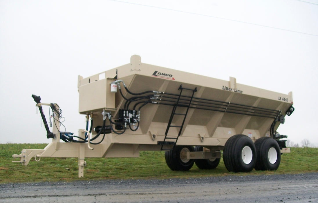 Lanco Spreaders Litter & Lime Spreaders| 8 Sizes Up To 578 Cubic  Foot Capacity | Pull Type 20 Ton