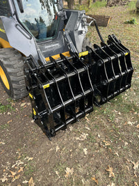 Stinger attachments Compact Tractor CG Clam Grapple (CG)