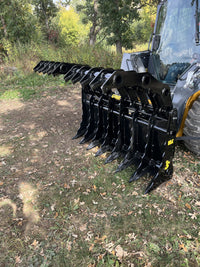 Stinger attachments Compact Tractor CG Clam Grapple (CG)