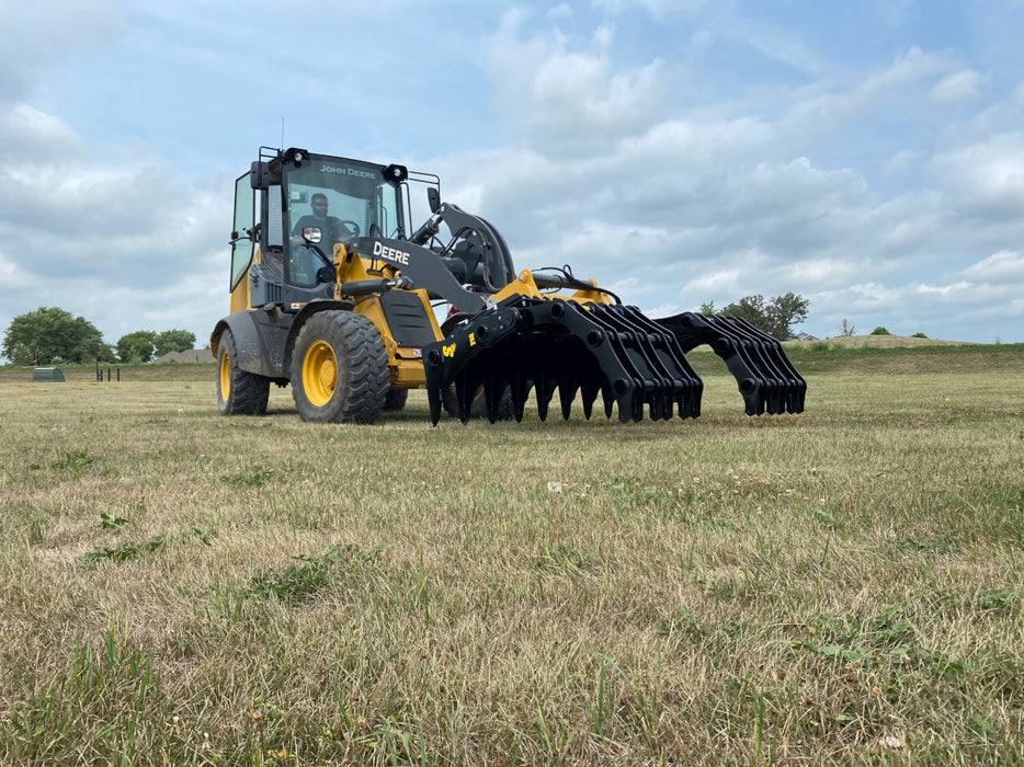 Stinger Attachment Wheel Loader CG-XD Clam Grapple (CG-XD)